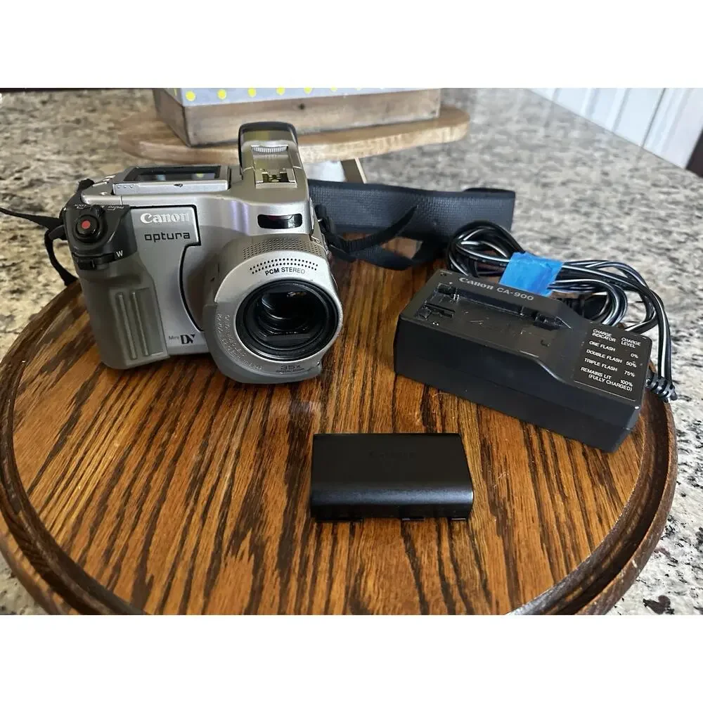Canon Optura Digital Video Camcorder Tested Works Comes With Battery And Extras